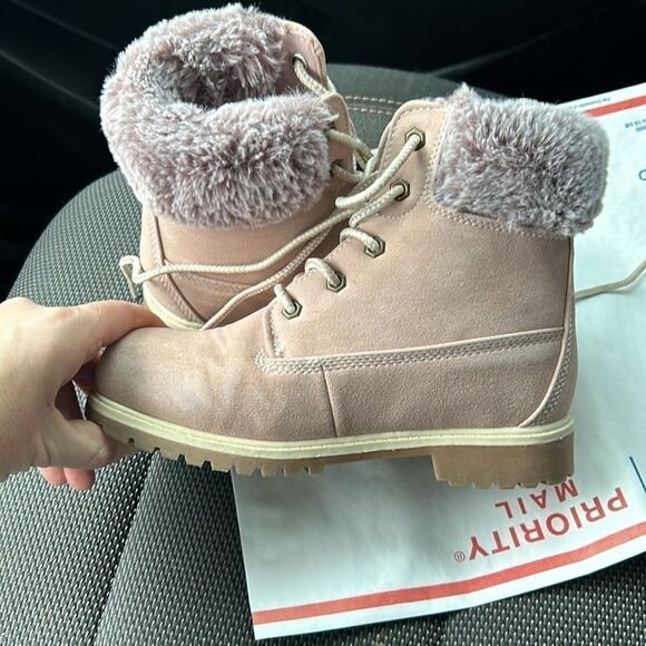 Lugz boots kids size 2 - Picture 4 of 8